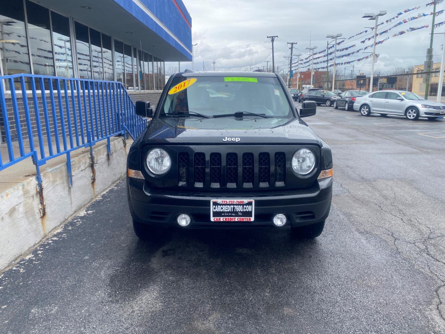 2017 BLACK Jeep Patriot Latitude 4WD (1C4NJRFB9HD) with an 2.4L L4 DOHC 16V engine, located at 7600 S Western Ave., Chicago, IL, 60620, (773) 918-3980, 0.000000, 0.000000 - Photo#1